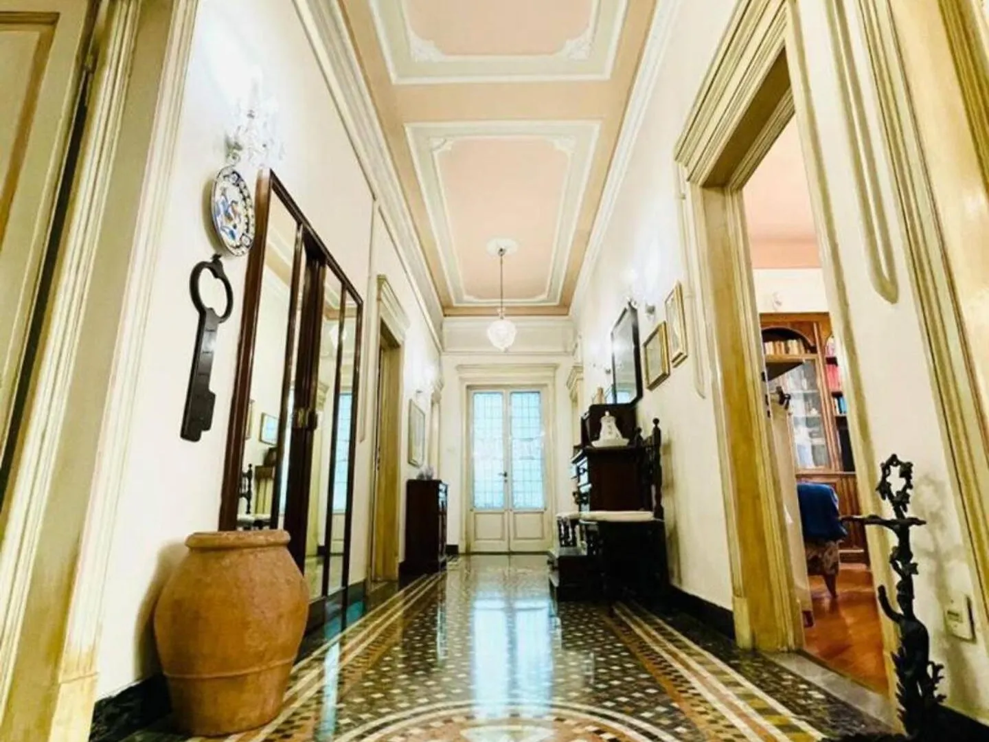 Antiques Lover'S Flat, Florencie